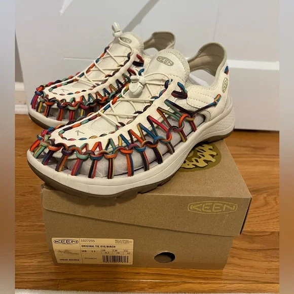 Keen Women's Sandals size 11 - Picture 1 of 7